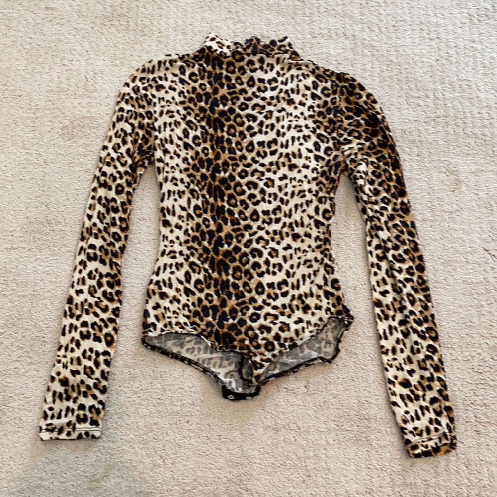 Leopard zip up body suit